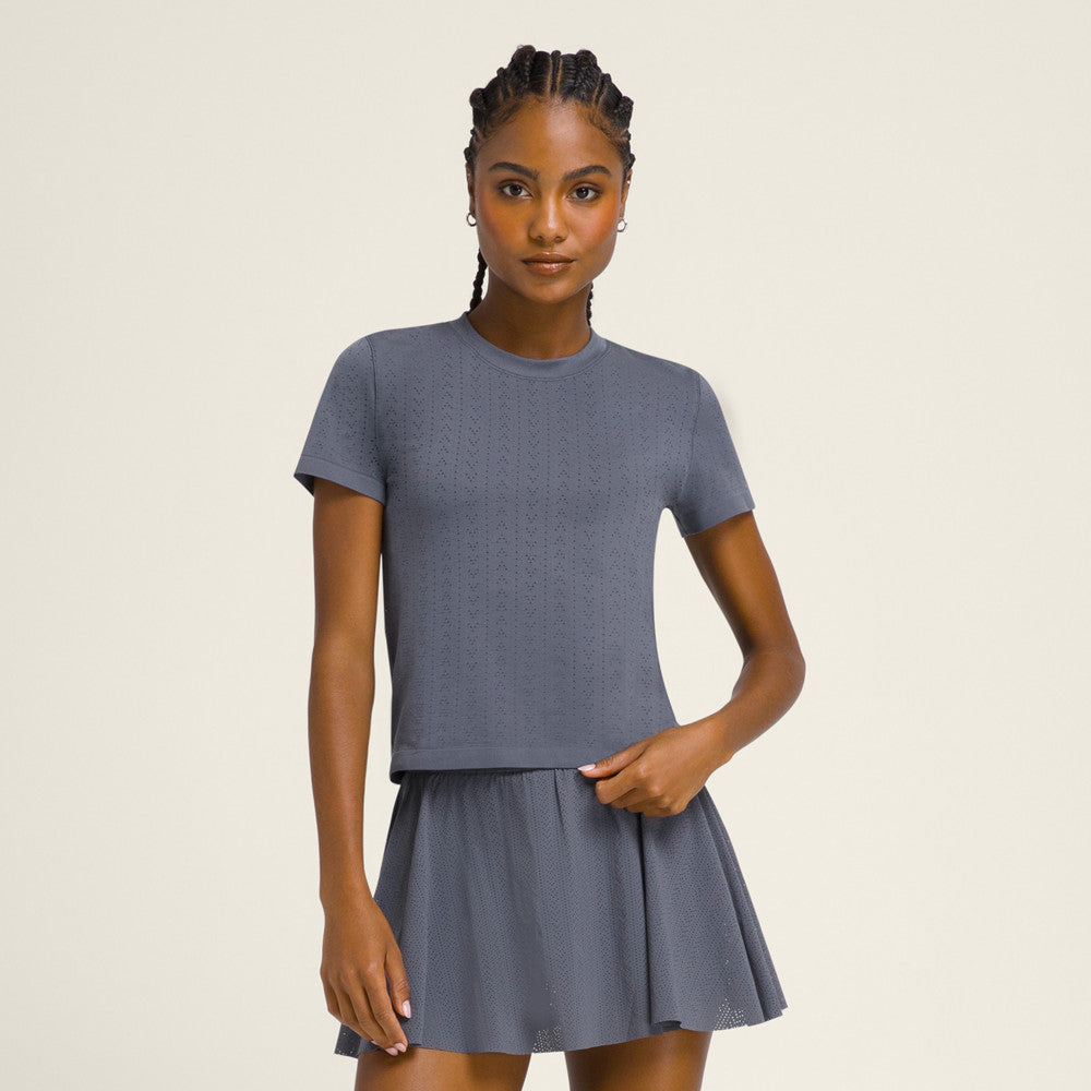 Wilson-女款-服飾-上衣-短袖T恤-暮藍色