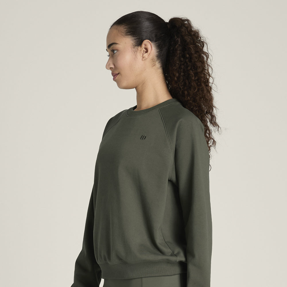 Wilson-女款-服飾-上衣-圓領衛衣/大學T-綠色